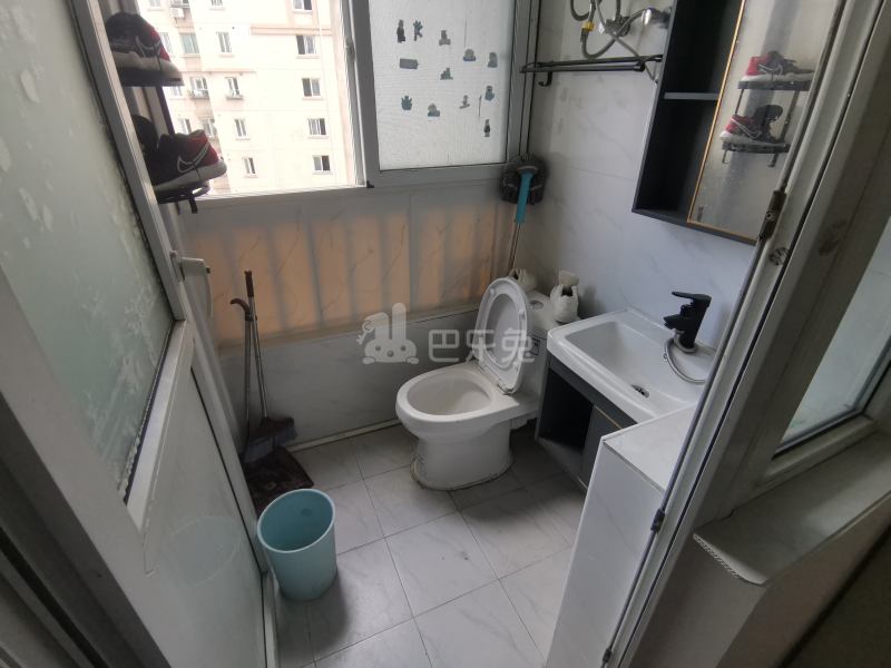 邻里苑2861343卫生间图4