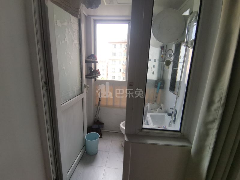 邻里苑2861343卧室窗户图7