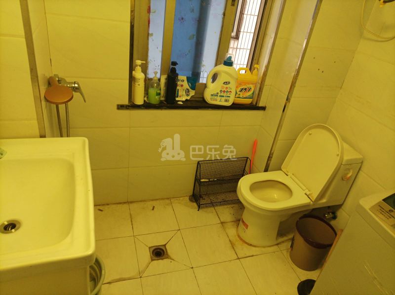 康新花园2861883卫生间图6