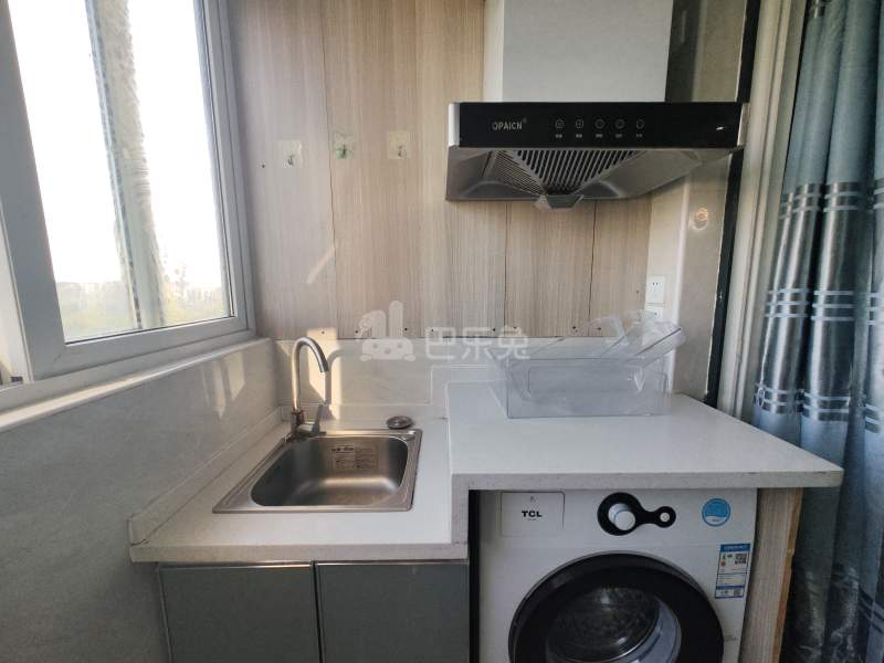 翔瑞新苑东区（鹤槎路182弄）2865491厨房图4