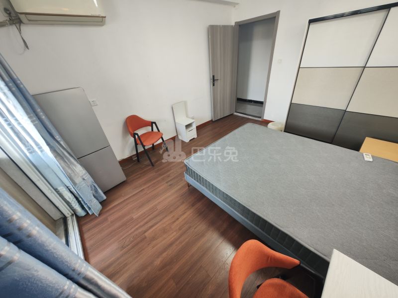 翔瑞新苑东区（鹤槎路182弄）2865491卧室图3