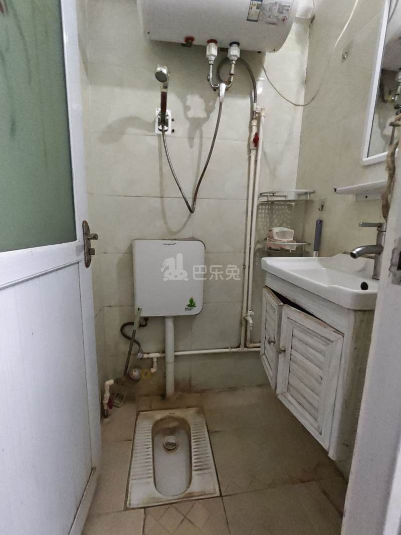 沙河荔园新村2924400卫生间图4