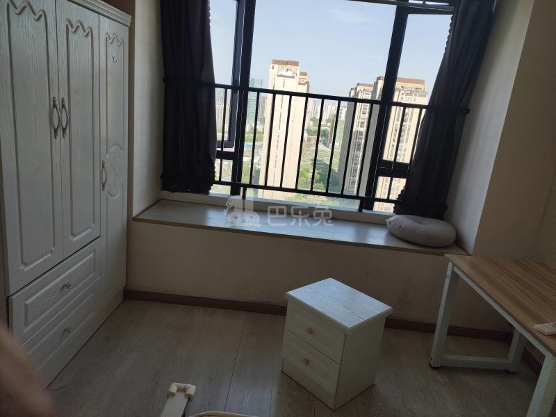 阳光城上府（阳光城丽兹公馆）2936971卧室图1