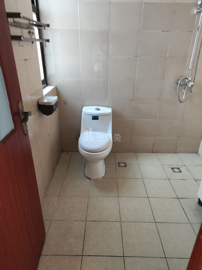 核威家园2947829卫生间图4