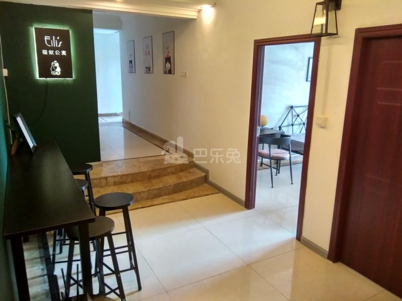 珠江帝景苑克莱公寓（灏景轩）2949028客厅图3