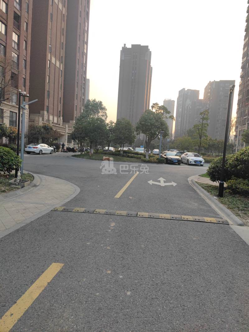 中铁逸都2953617周边环境图5