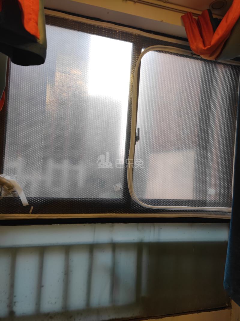 中铁逸都2953617卧室窗户图6