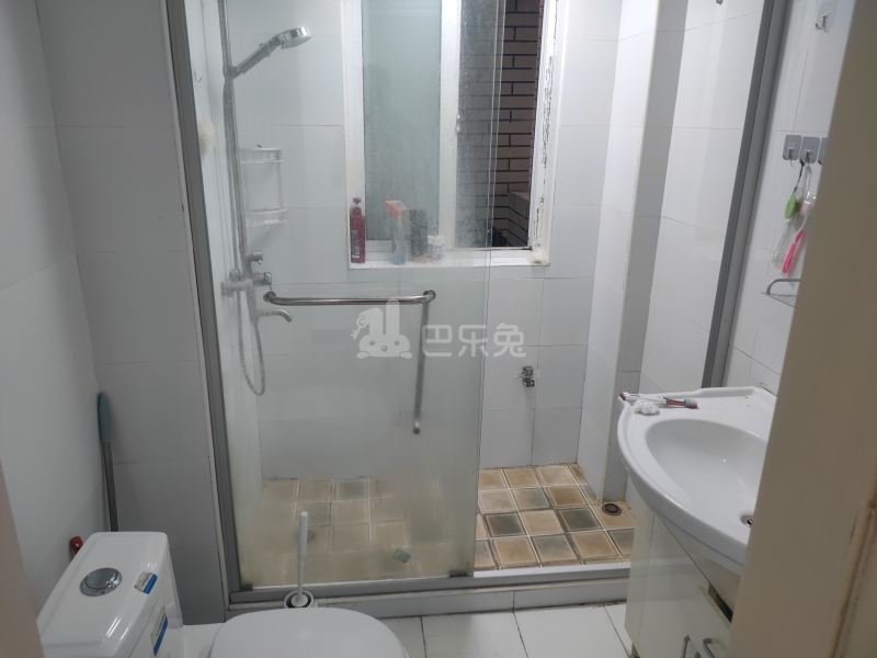 翔瑞新苑东区（鹤槎路182弄）2974694卫生间图7