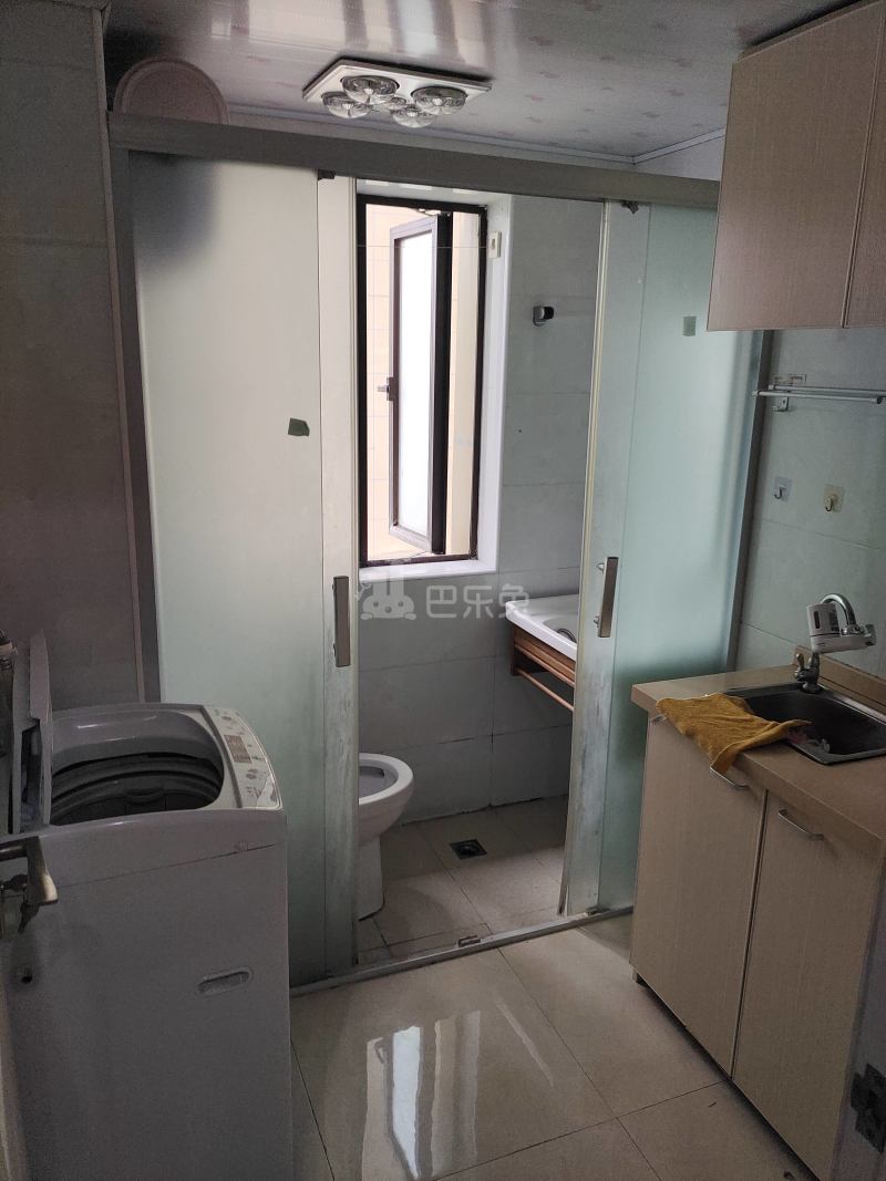 徐汇世家花园（徐汇玺庭）2994751卫生间图5