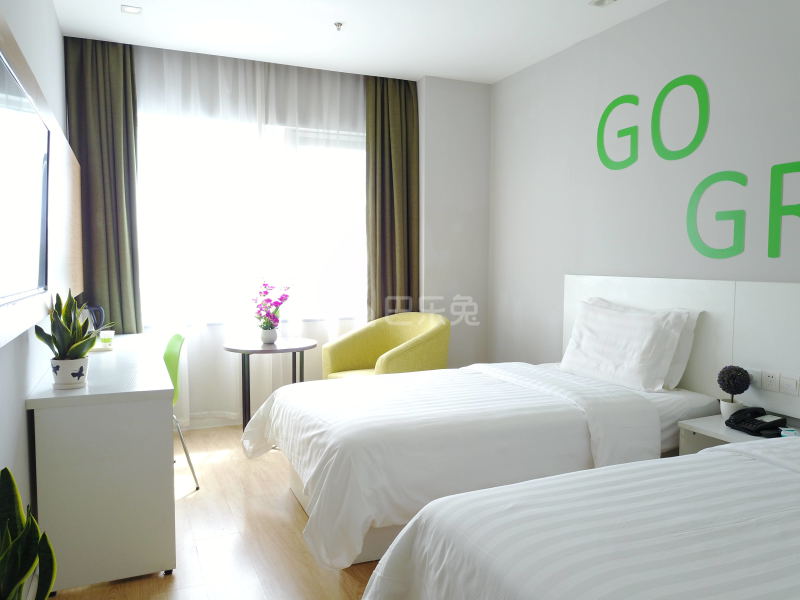 华江公寓3006198卧室图0