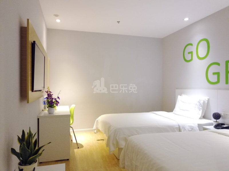 华江公寓3006755卧室图0