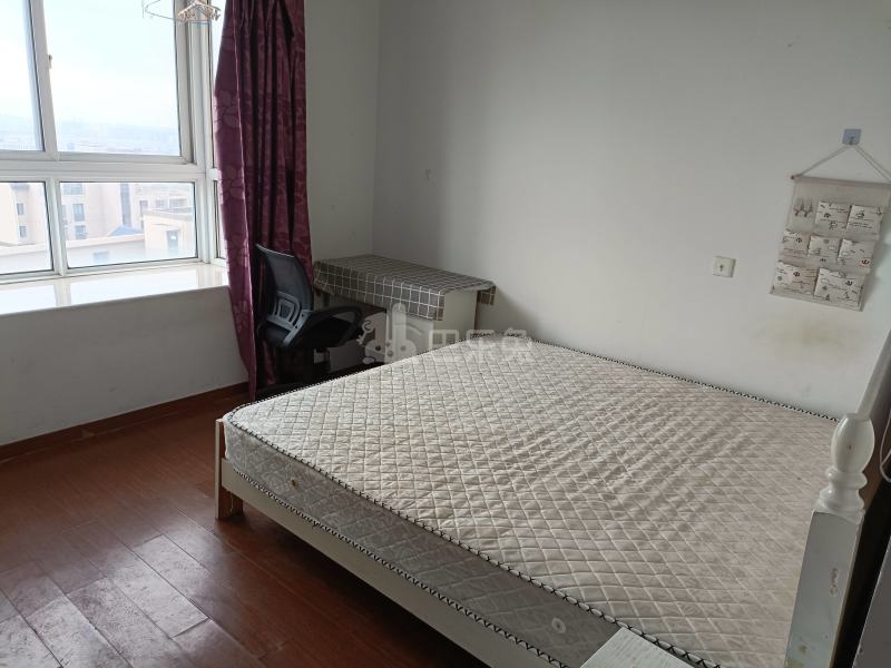 高潮新苑3012049卧室图0