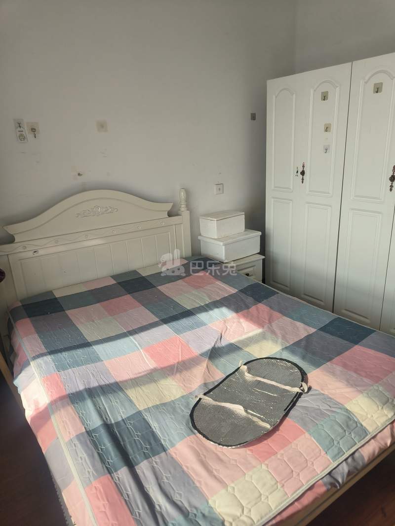 高潮新苑3012049卧室图1