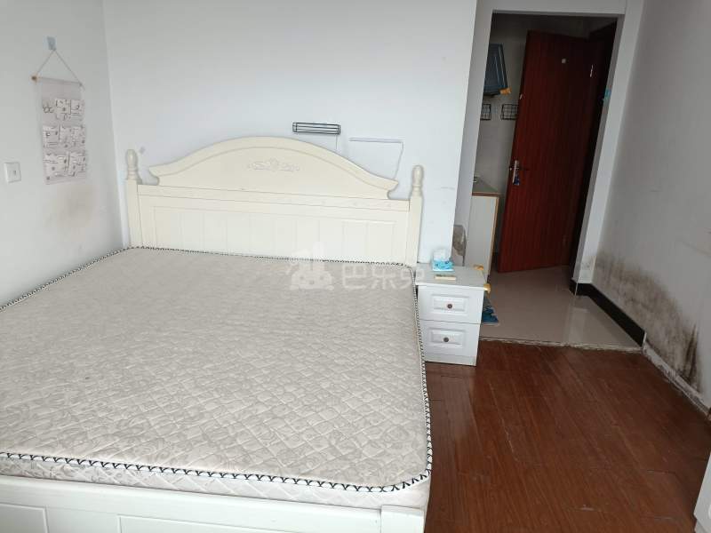 高潮新苑3012049卧室图2