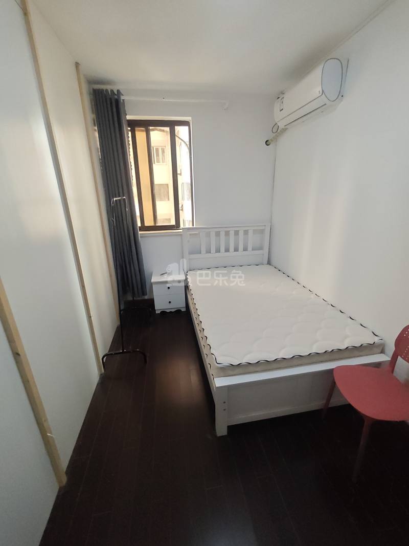 虹叶花苑3027706卧室图2