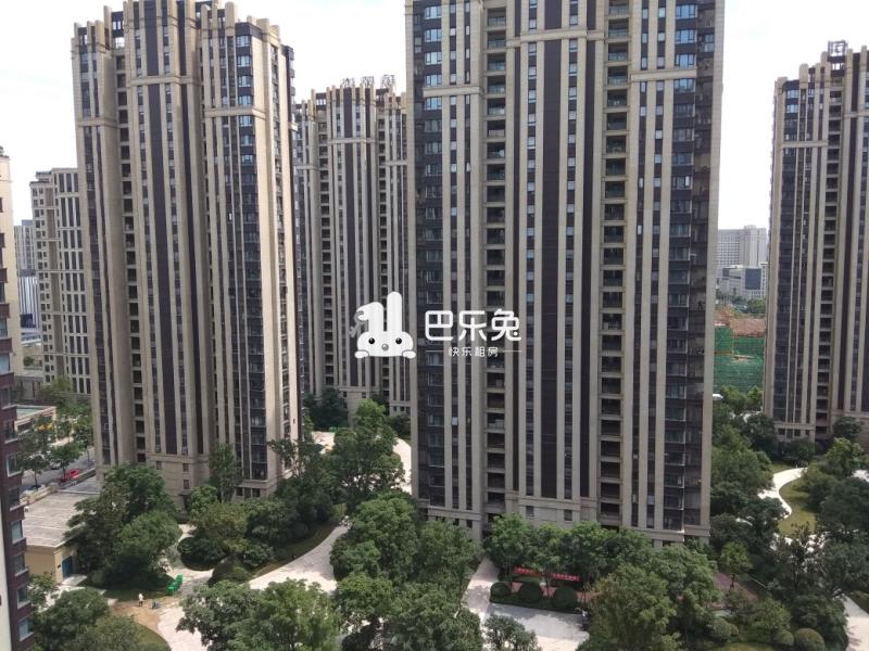 杭州余杭_融创瑷颐湾_1室1厅1卫_合租朝南_祥运路北150米-杭州巴乐兔