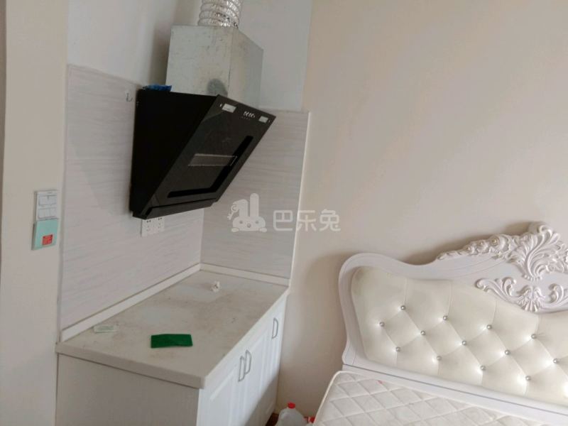 中融城市花园3031108厨房图4