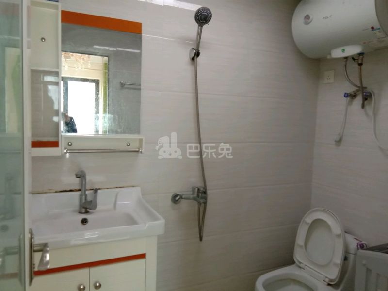 中融城市花园3031108卫生间图6