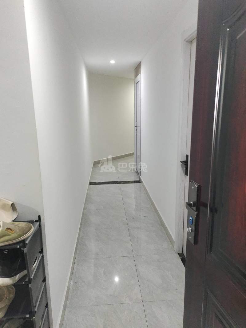 华苑大厦3041538客厅图6