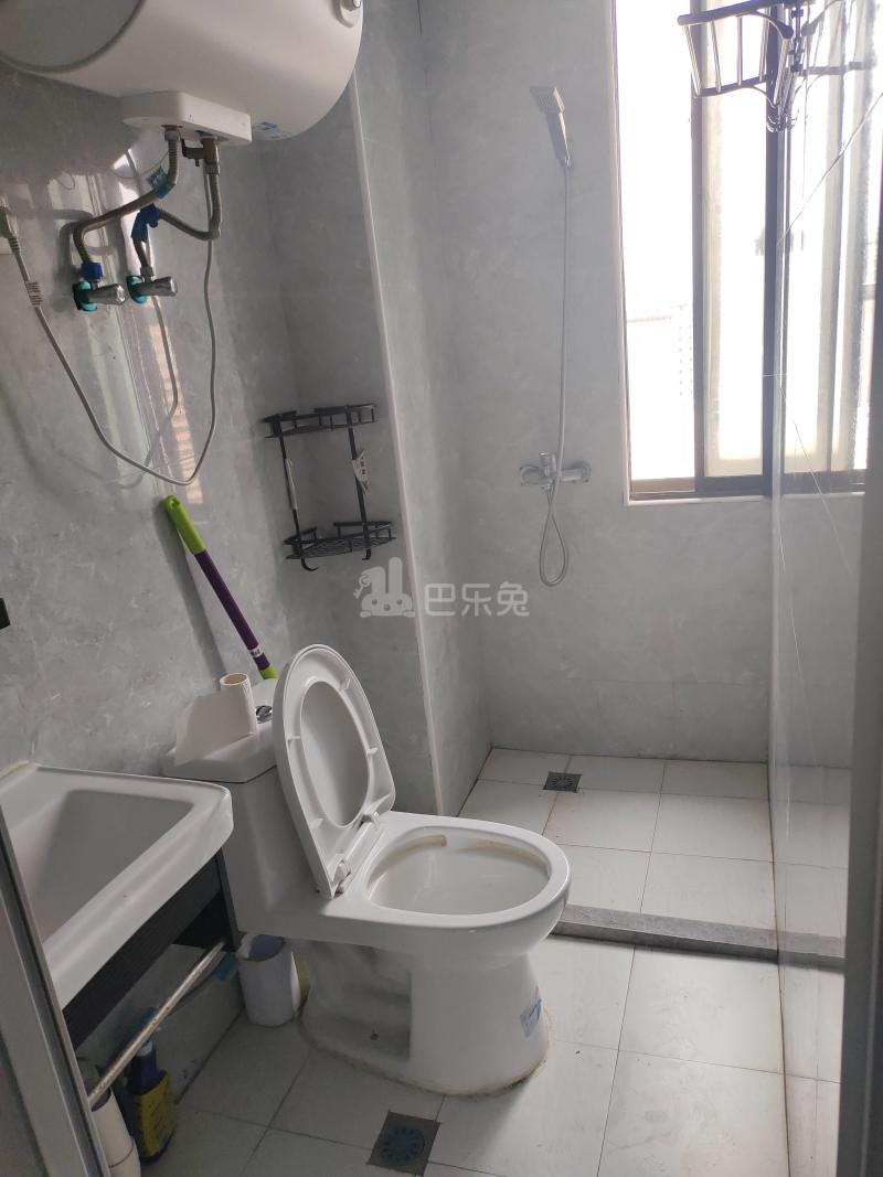 华苑大厦3041538卫生间图13