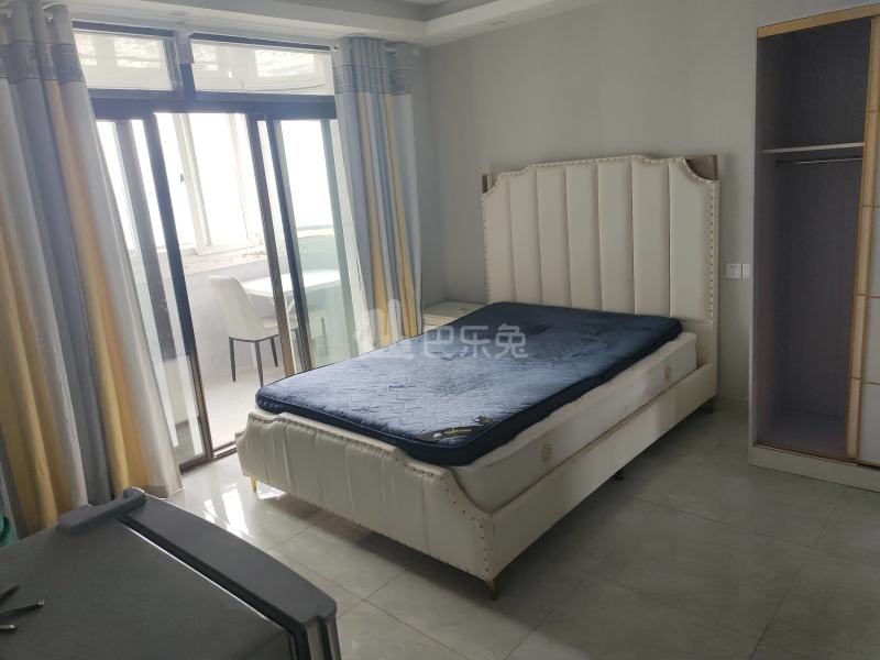 华苑大厦3041538卧室图0