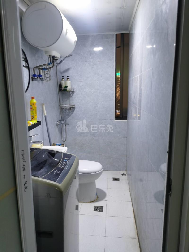 华苑大厦3041538卫生间图11