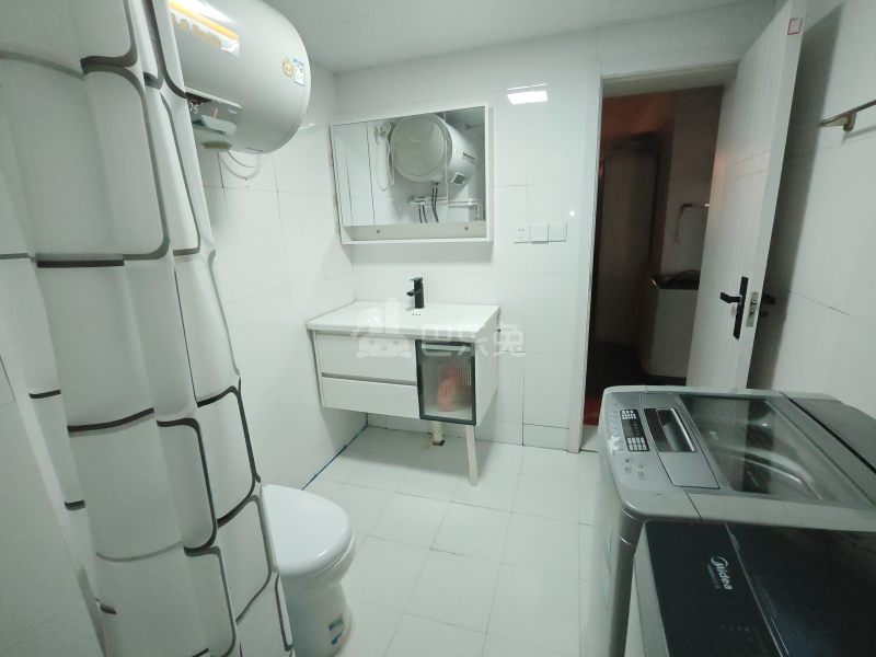 虹叶花苑3027706卫生间图19