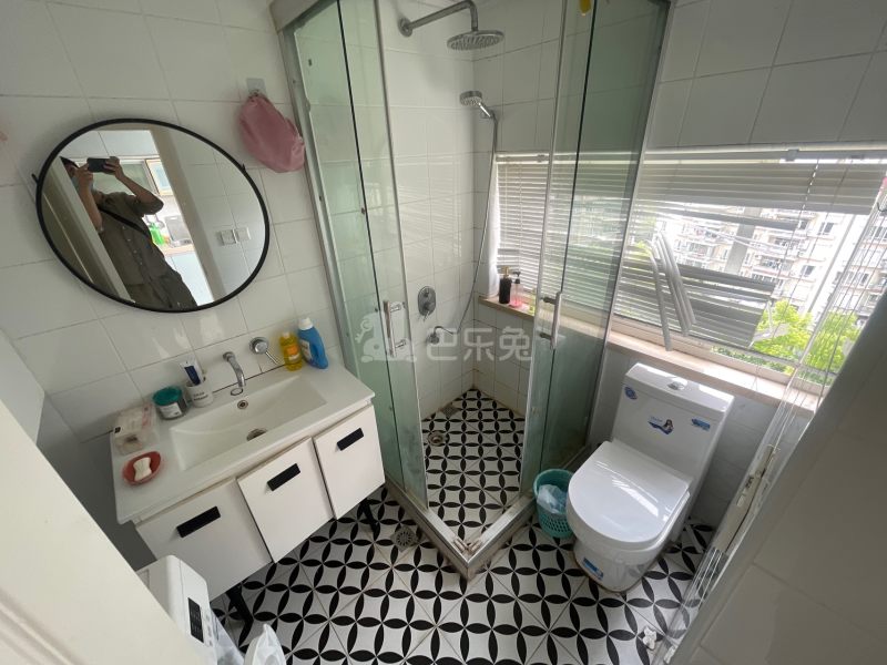 联洋花园二期3076604卫生间图9