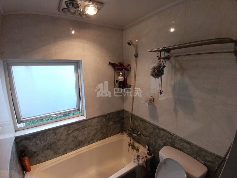 联洋花园二期3076604卫生间图11