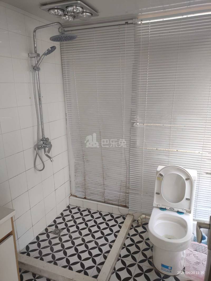 联洋花园二期3076604卫生间图6