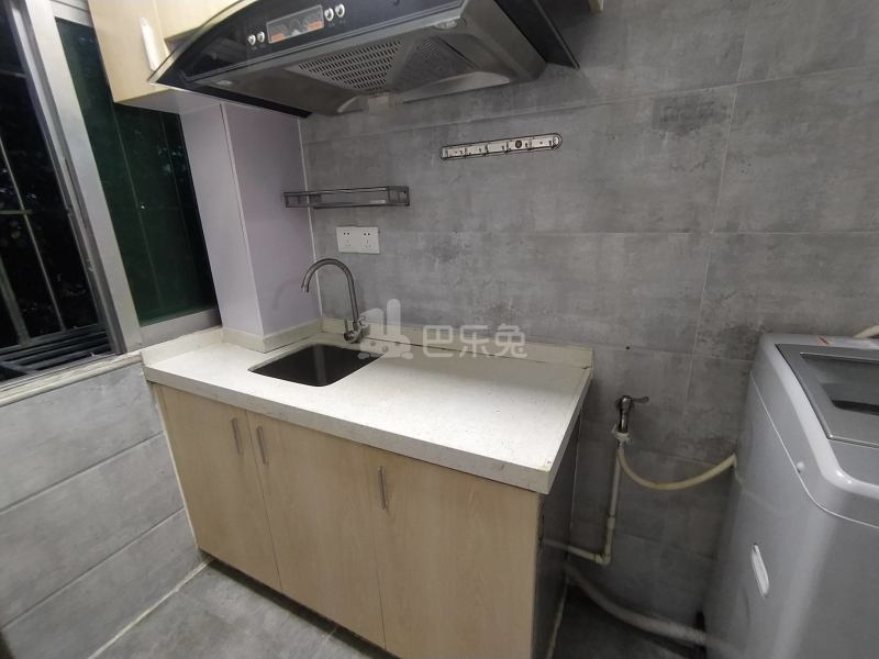 横岗旱塘三路15号3101310厨房图8