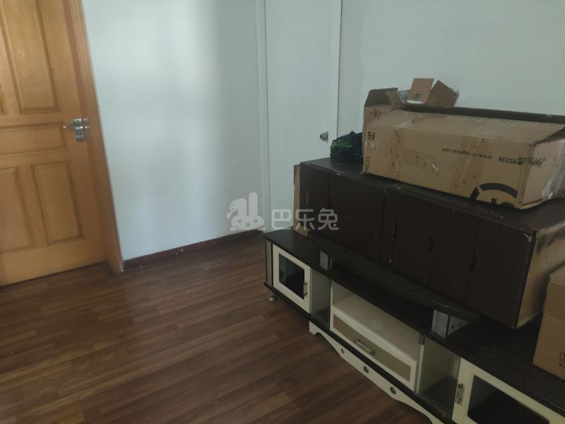 海桐小区3125577客厅图11