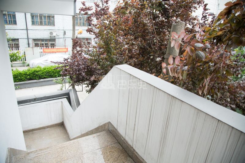 青新公寓313810周边环境图32