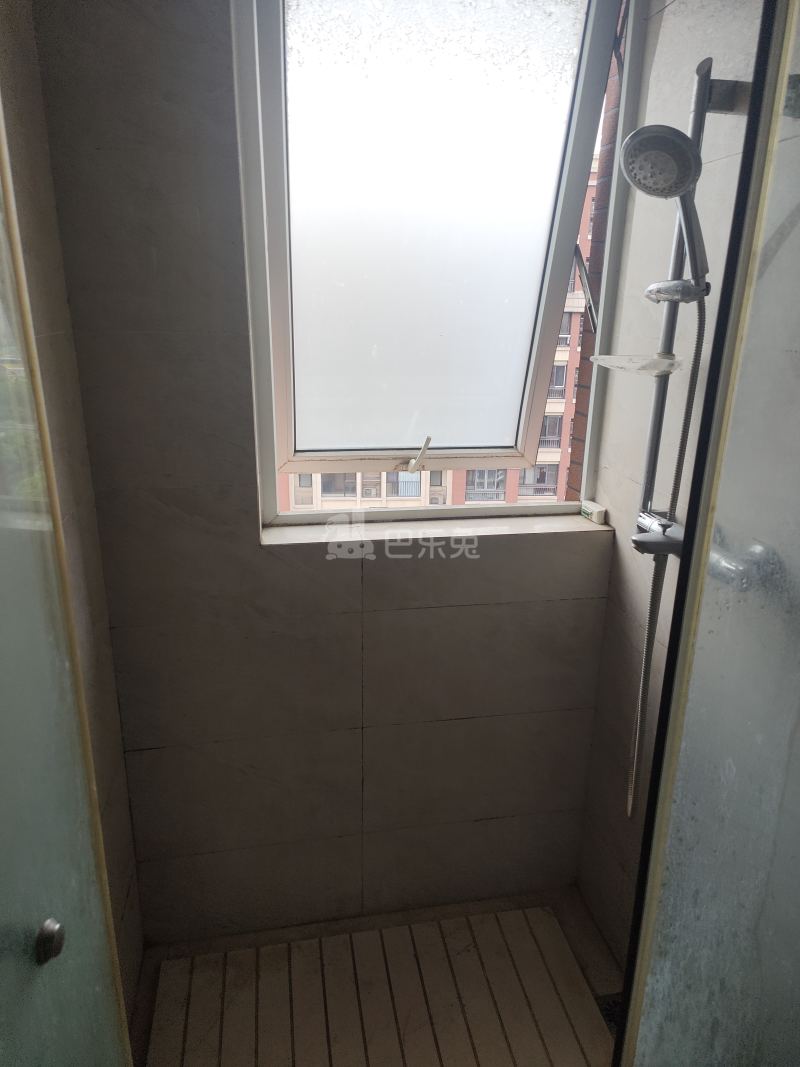 金地自在城三期A区（金地褐石苑A区）6969241卫生间图15