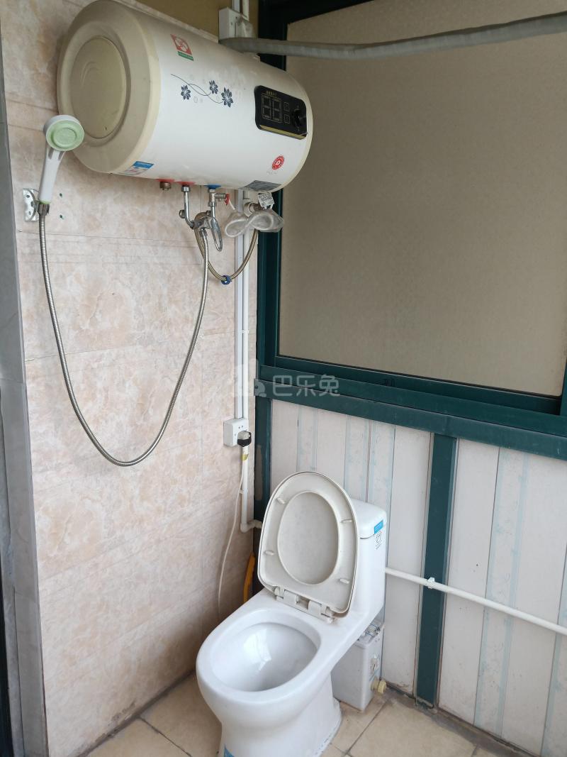 盈一佳苑3186366卫生间图7