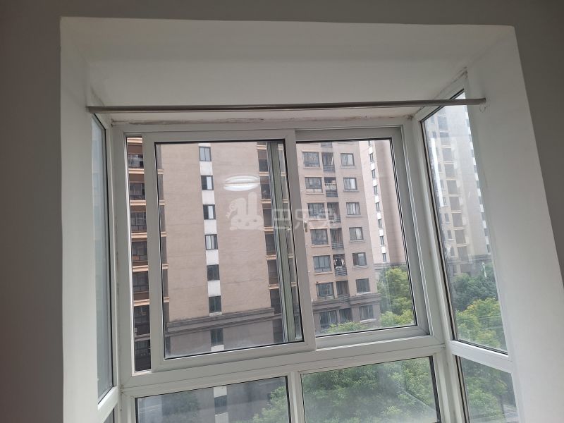 翔瑞新苑北区3187565卧室窗户图7