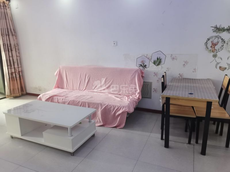 新凯城兰馨苑318313客厅图4