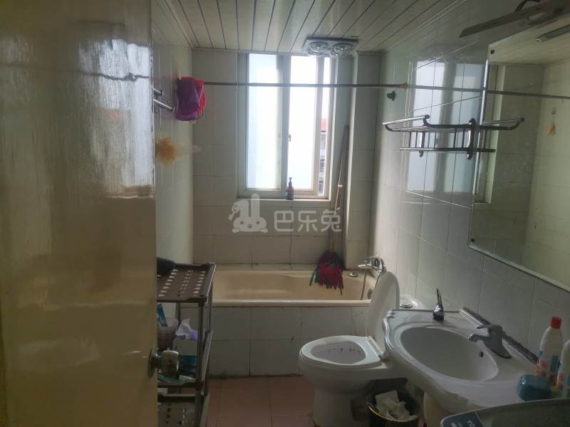 民乐社区南苑六村东区3216959卫生间图10