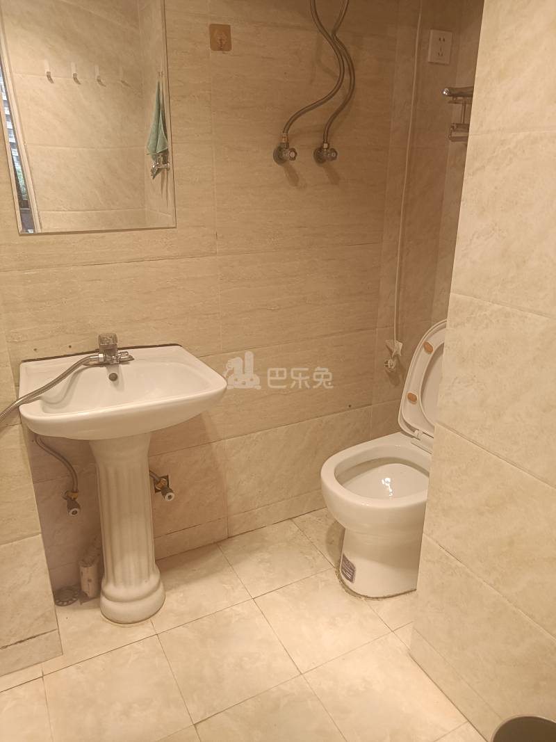 仓溢绿苑3241288卫生间图6