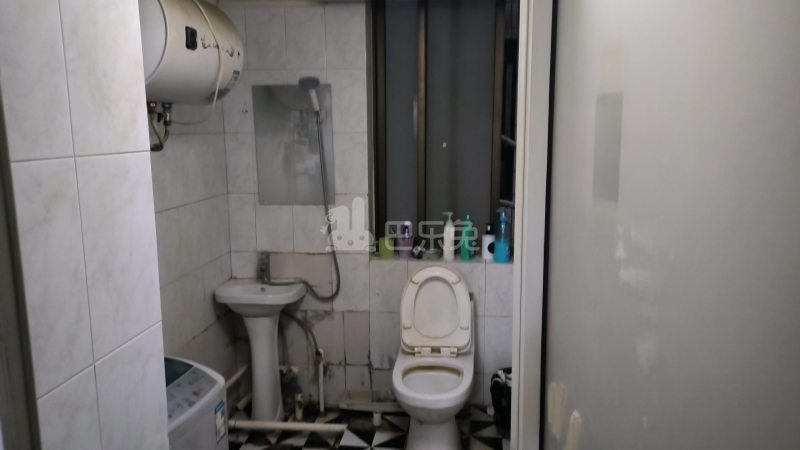 华苑大厦3262015卫生间图8