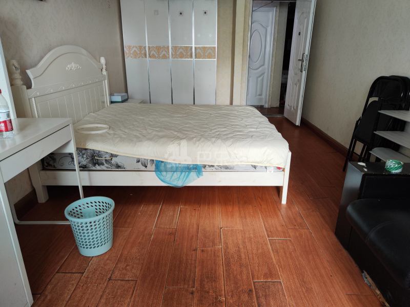 华苑大厦3262015卧室图1