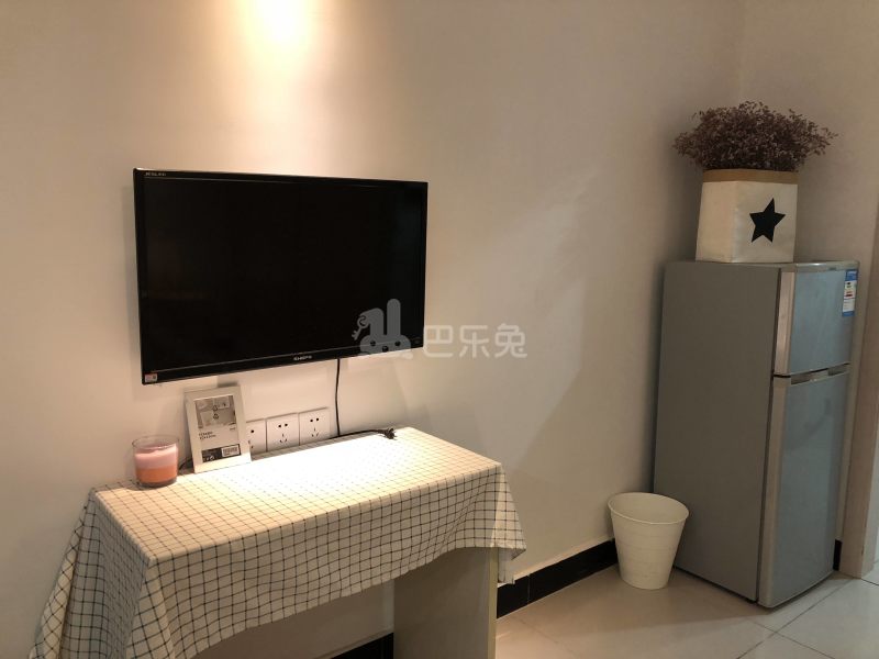 寓言公寓（西湖店）3262545卧室图6