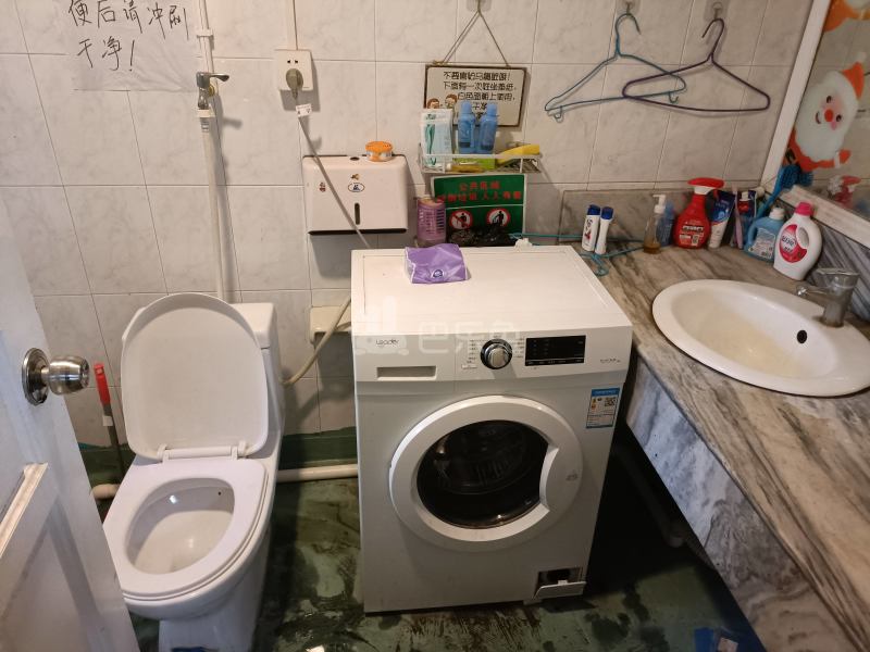 华苑大厦3285184卫生间图7