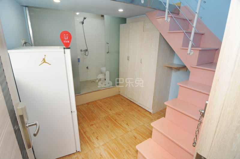 百合公寓（曹杨店）329713客厅图4