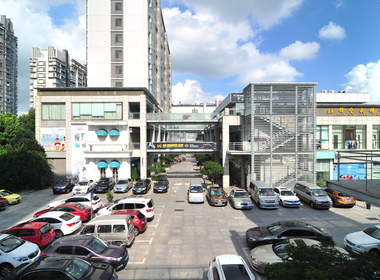 寻寓公寓 1室0厅1卫