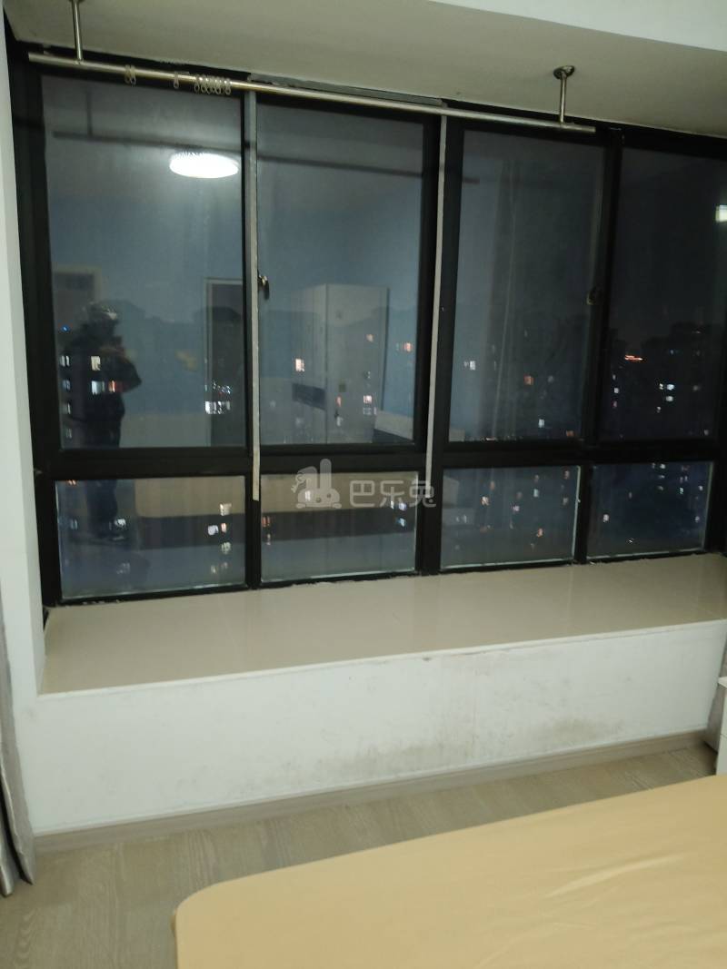 和欣国际花园3355984卧室窗户图9