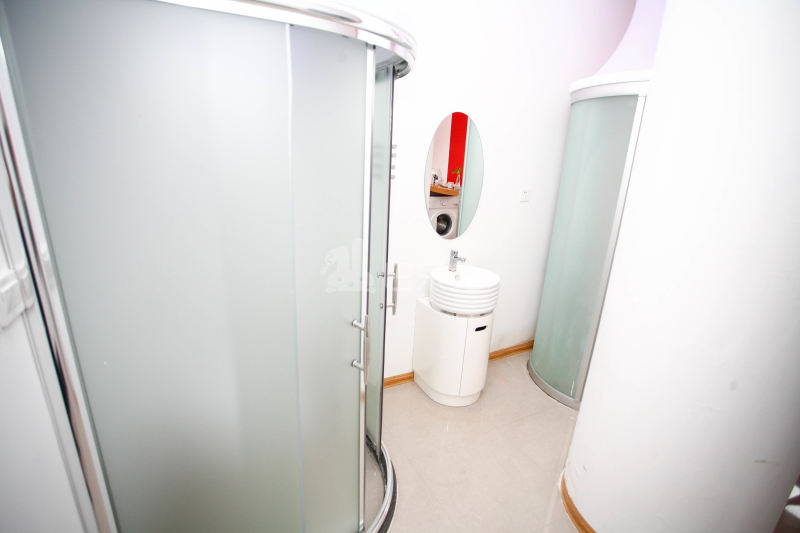 未来域壹极公寓（宜山路店）343966卫生间图15