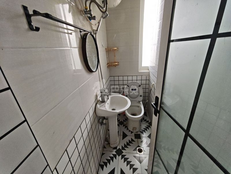 好日子大家园C区3441846卫生间图8