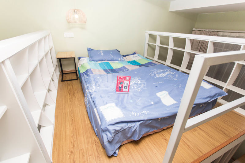 未来域壹极公寓（宜山路店）344094卧室图2