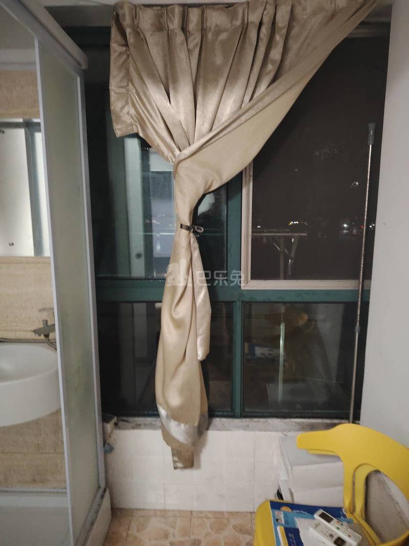 中环锦园3493876卧室窗户图10